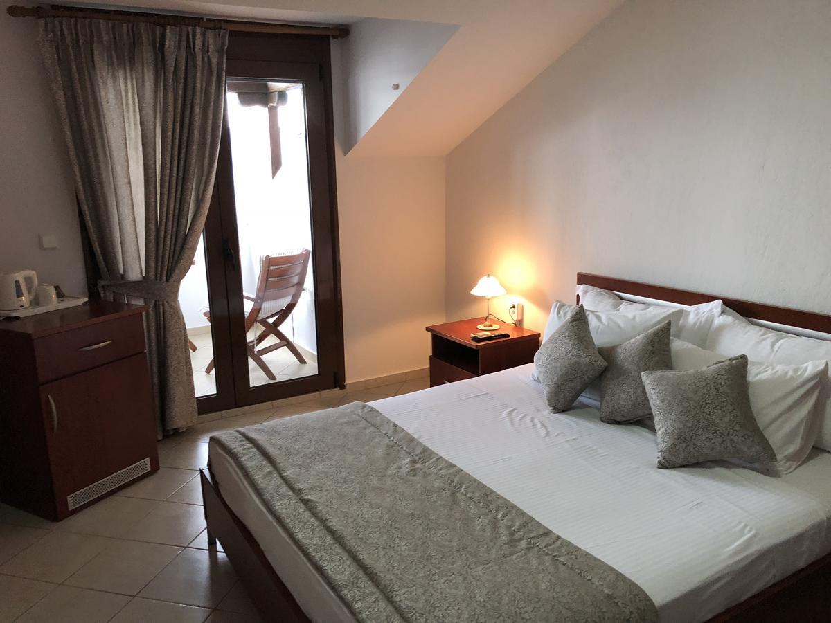 Ammouliani Hotel Buitenkant foto